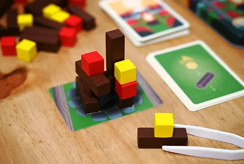 little-rocket-games-tinderblox-jeu-d-adresse-feu-de-camp image 3