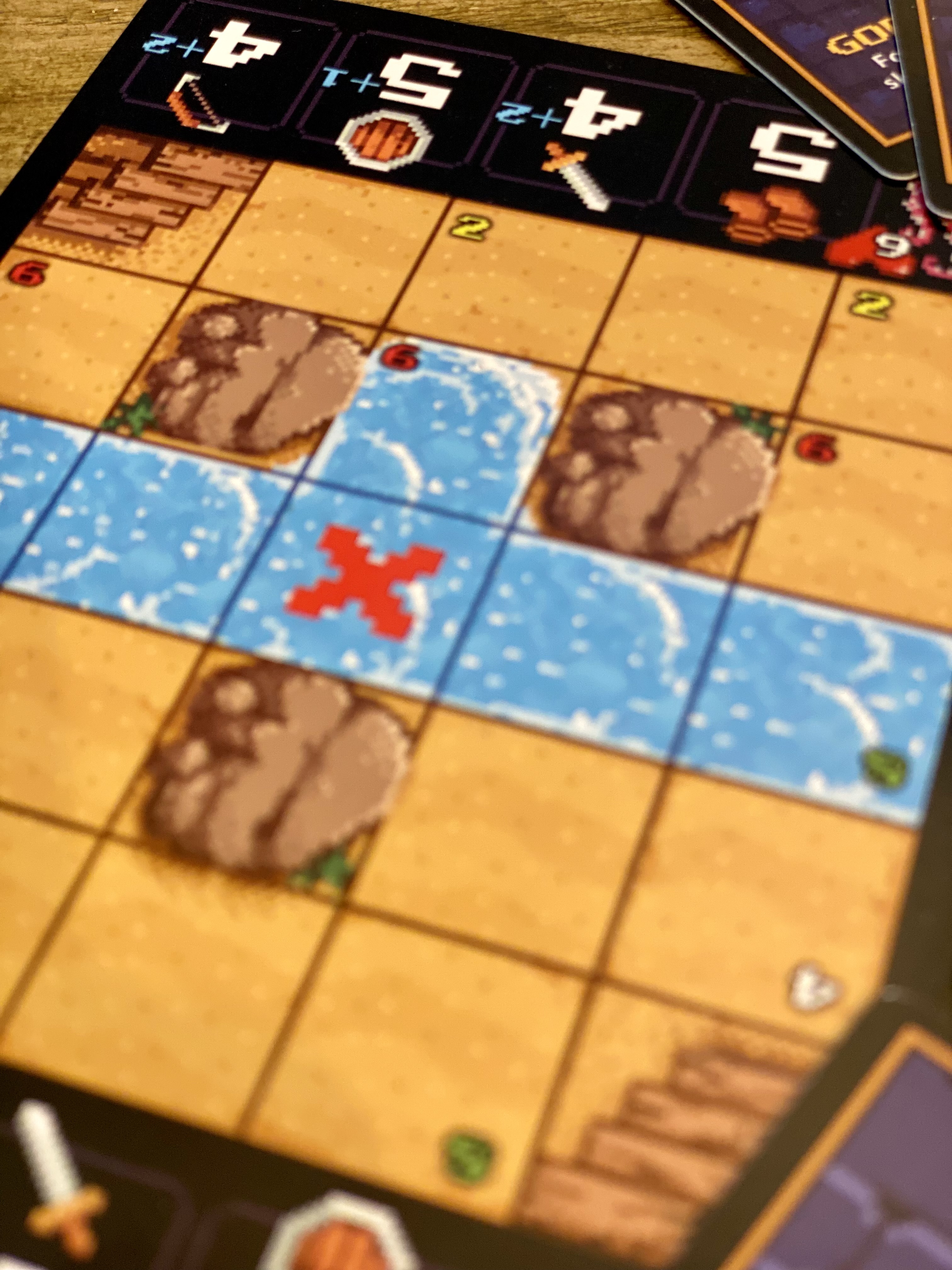 little-rocket-games-one-card-dungeon-harbour-clash-extension-solo image 3