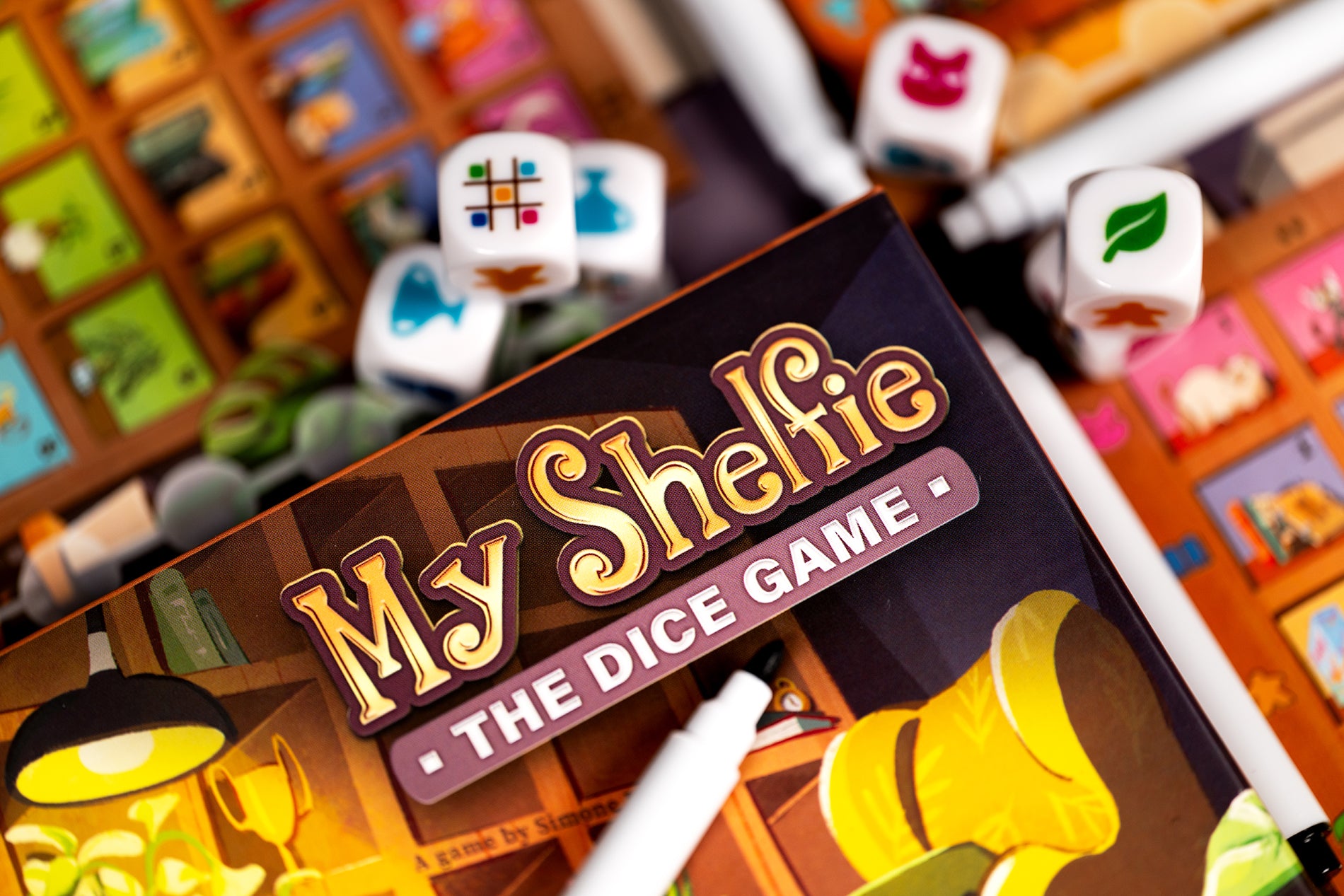 cranio-creations-my-shelfie-the-dice-game-jeu-de-d-s-famille image 3