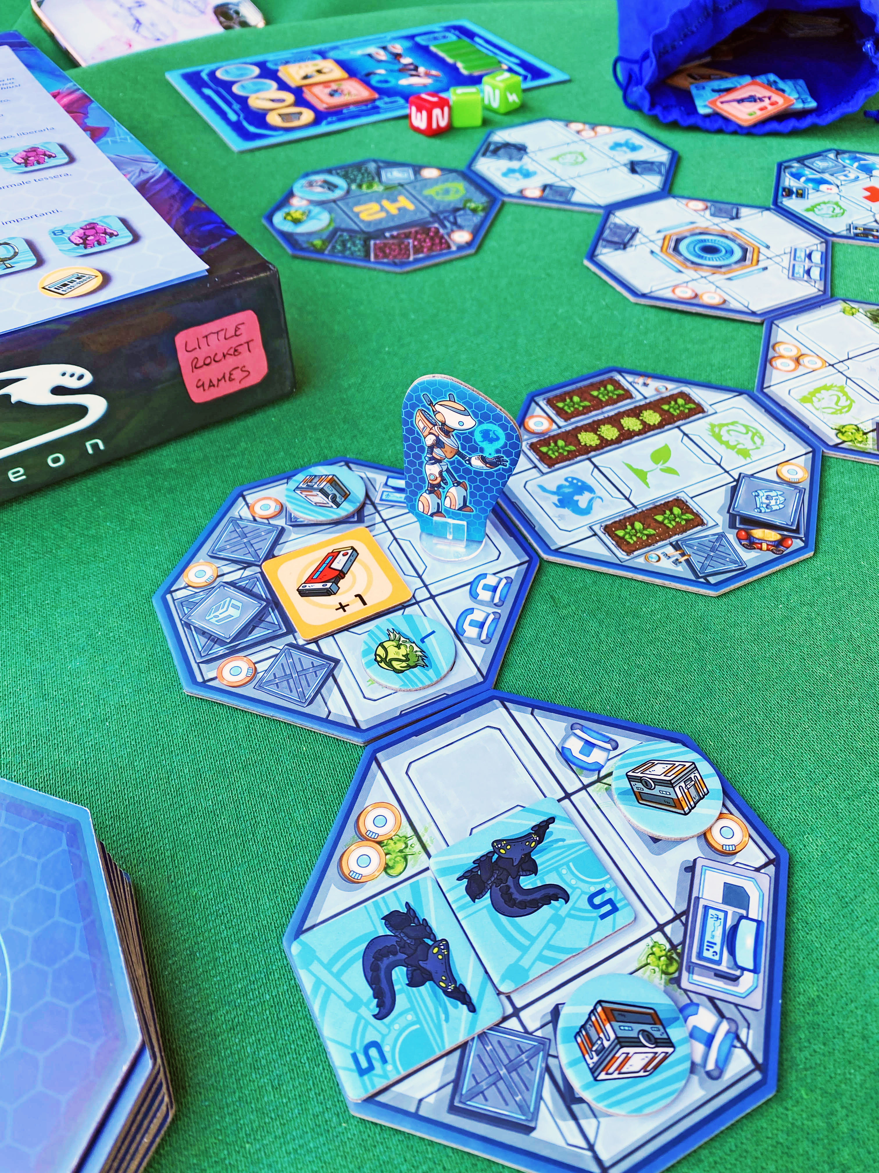 little-rocket-games-blue-collection-tethys-space-dungeon-jeu-coop-ratif image 5
